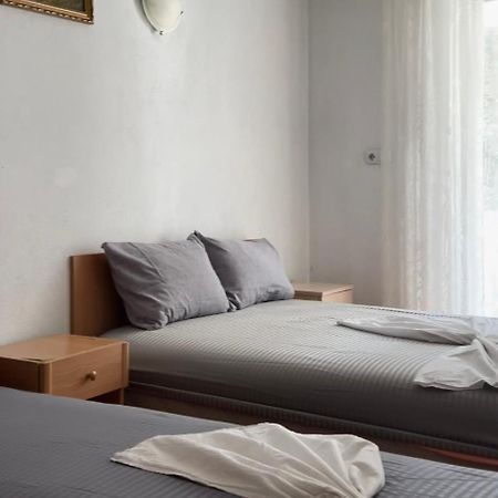 Apartments Vila Fata أولتْسي المظهر الخارجي الصورة