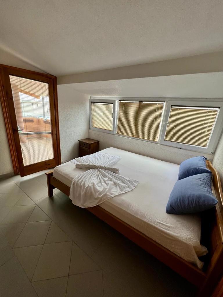 Apartments Vila Fata أولتْسي المظهر الخارجي الصورة