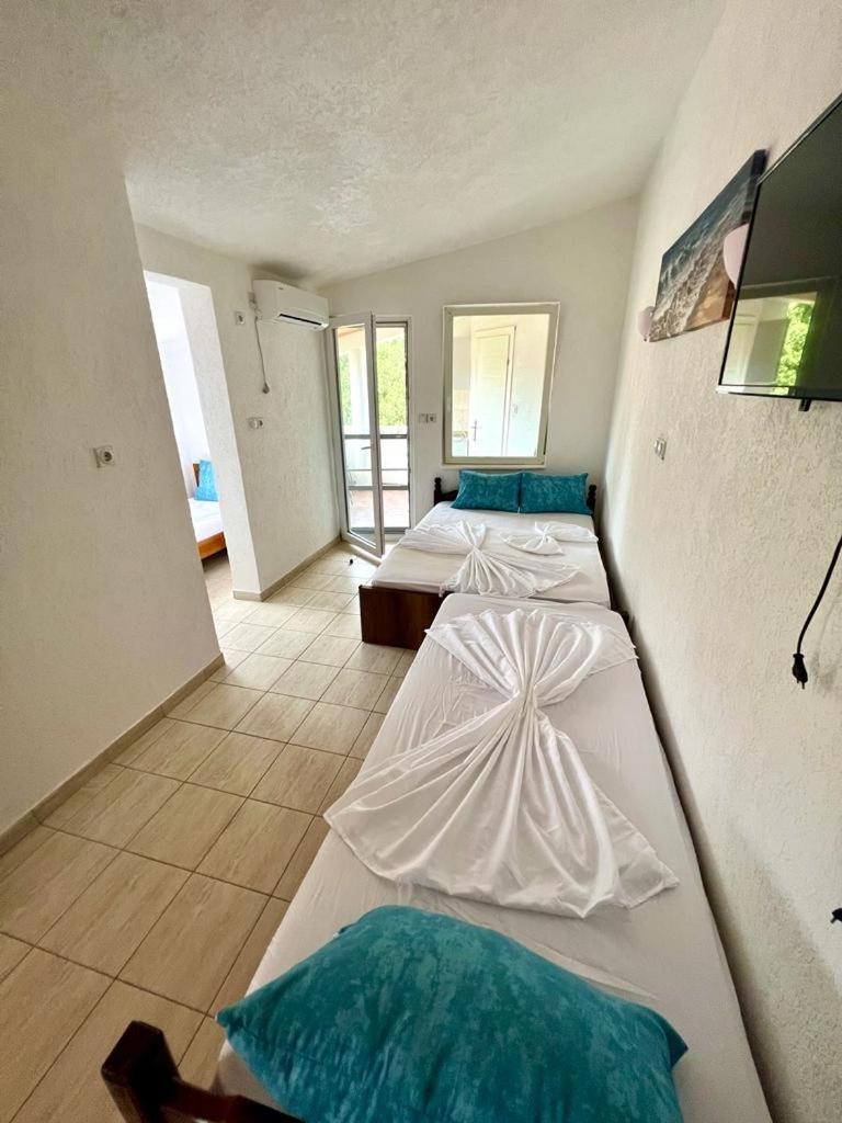 Apartments Vila Fata أولتْسي المظهر الخارجي الصورة