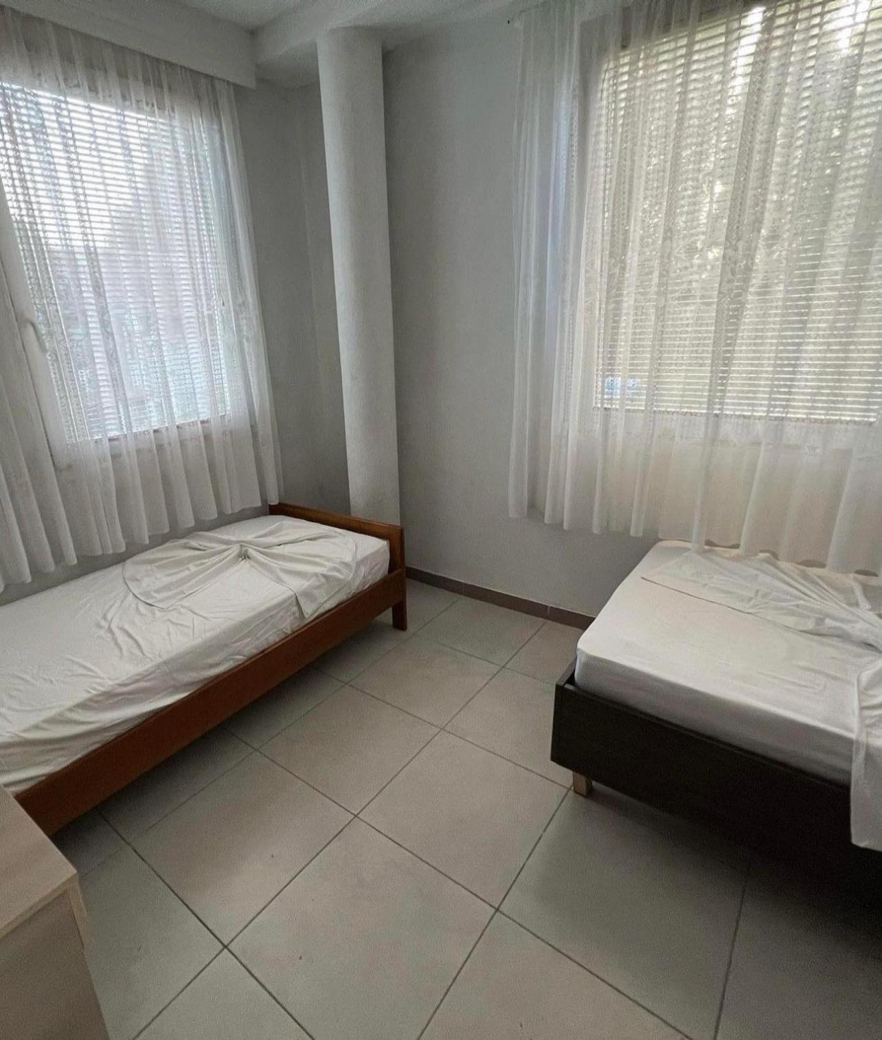 Apartments Vila Fata أولتْسي المظهر الخارجي الصورة